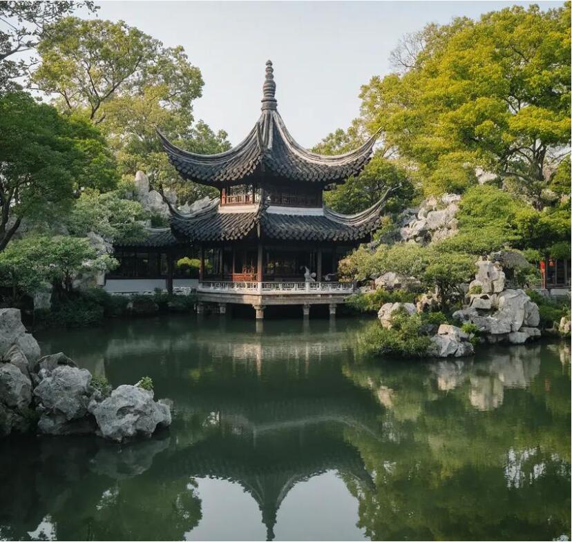 化州夏彤餐饮有限公司